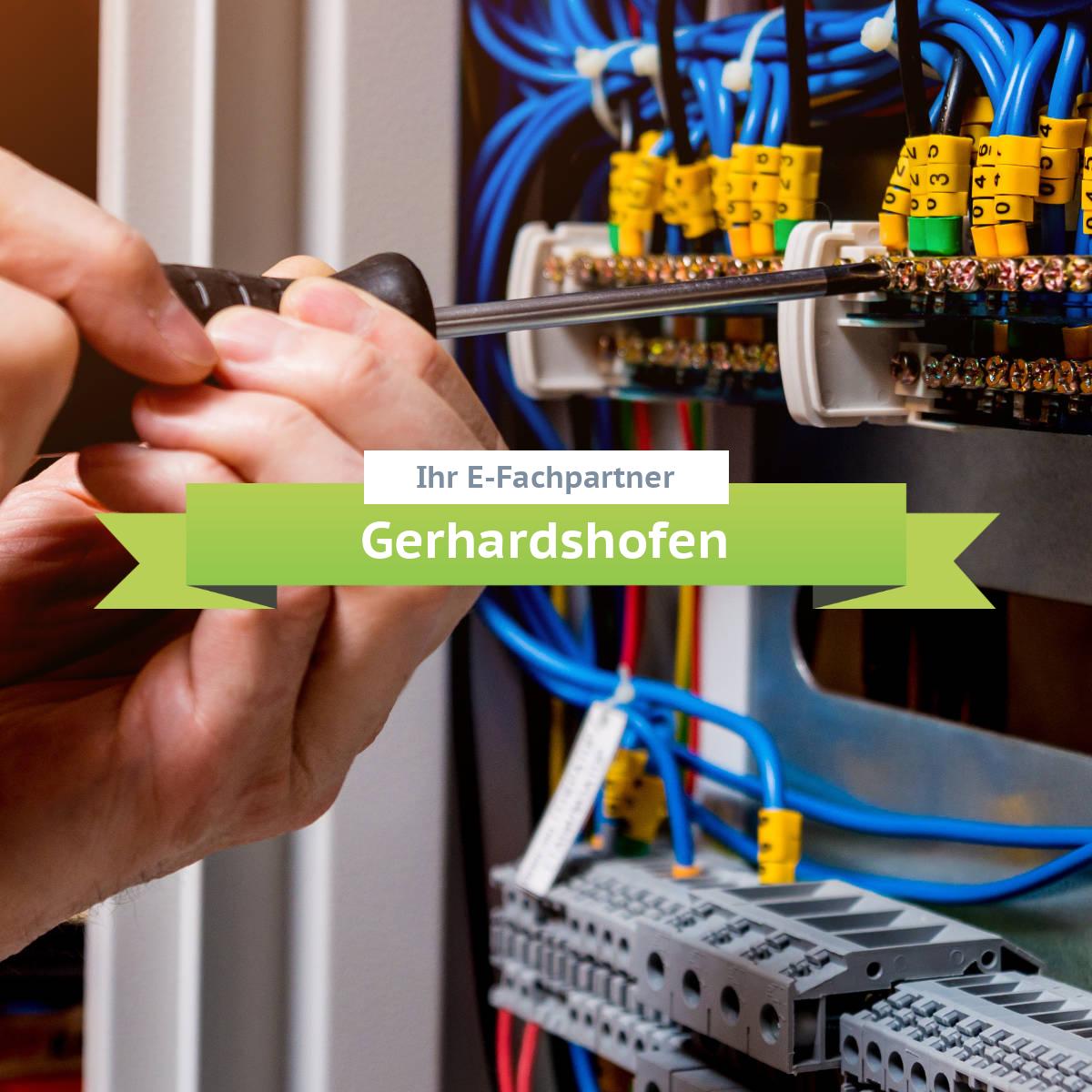 Beratung, Planung und Installation von bidirektionalen Ladelösungen in Gerhardshofen Mitarbeiter von einem Fachbetrieb in Gerhardshofen installiert eine bidirektionale Wallbox